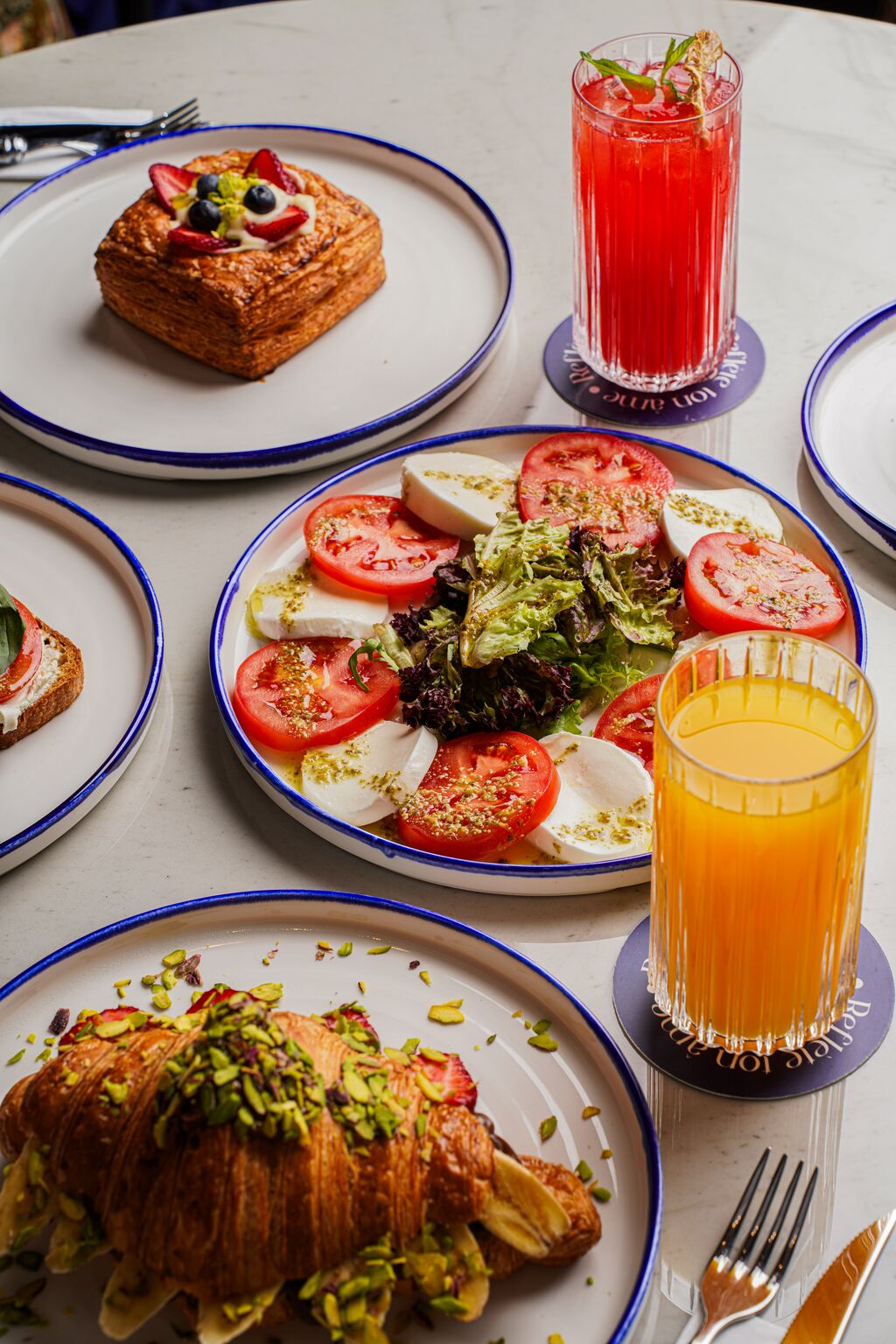 Croissant & Co
