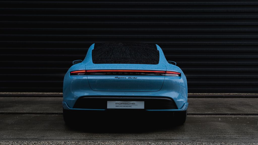 Porsche Taycan